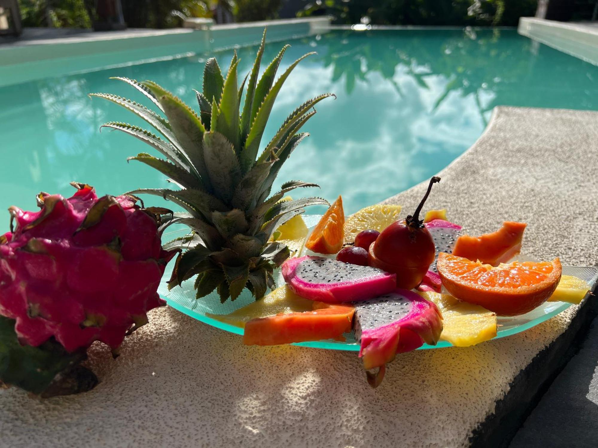 Villa Ti Moon, Entre Deux, Piscine Bagian luar foto